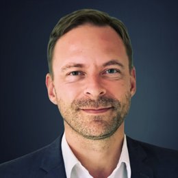 英国金融机构现在可以尝试人工智能工具_激石外汇官网